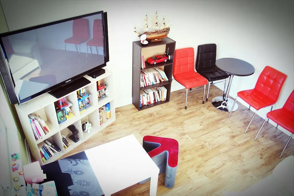 Guesthouse 710 In Haeundae Busan 2*,